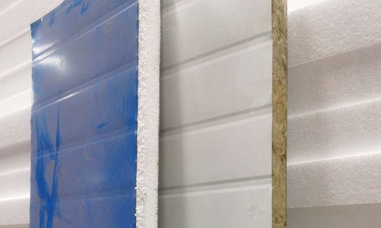 復(fù)合彩鋼圍擋